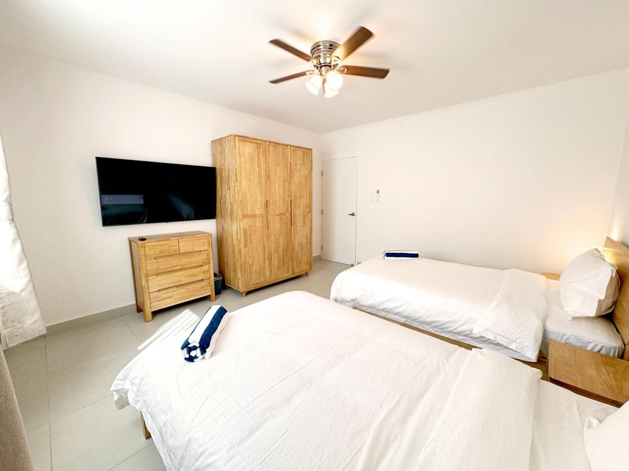 Bon Bini Suites โอรันเยสตัด ภายนอก รูปภาพ